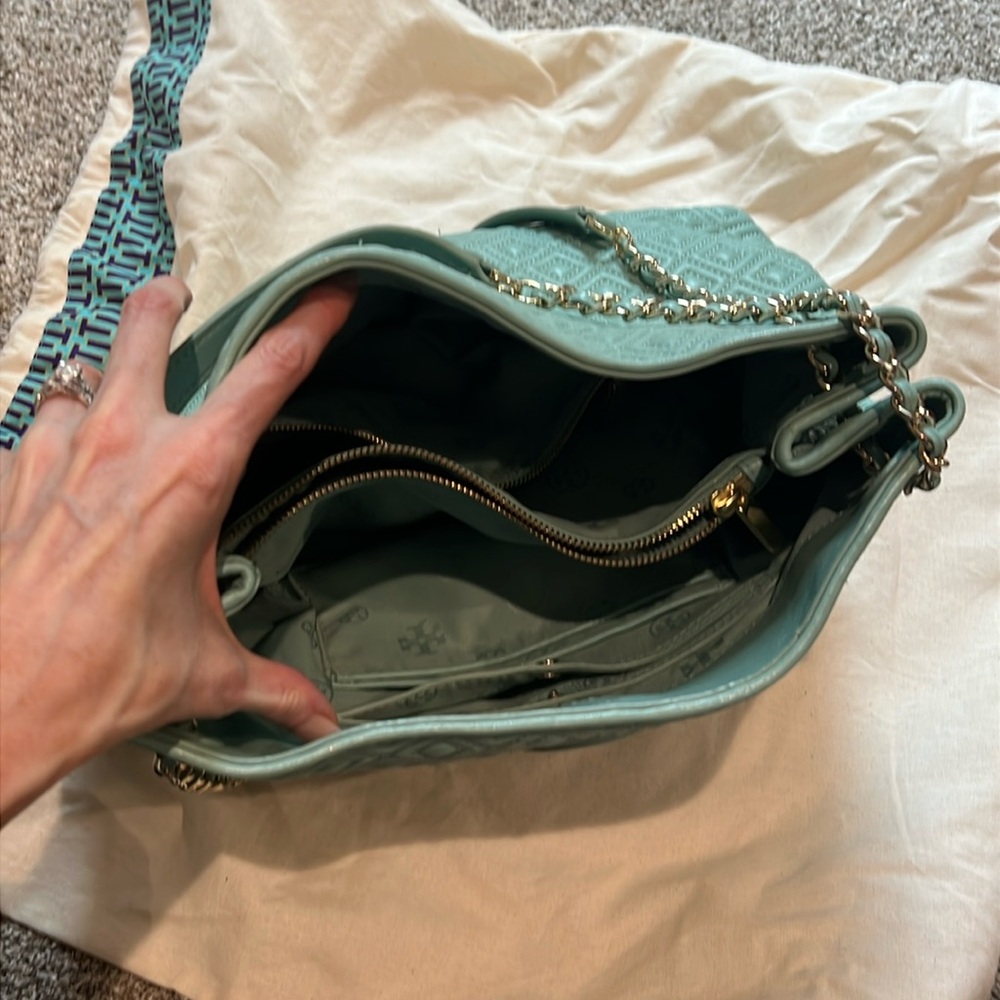 Tory Burch Quilted Handbag - Picture 6 of 9